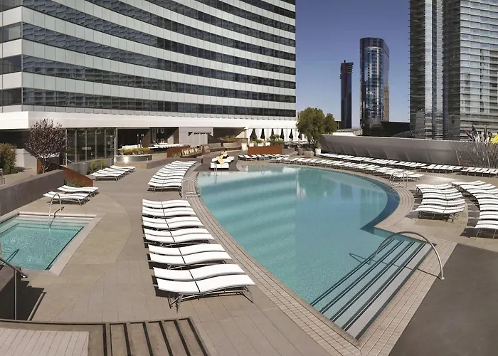 Vdara Studio Suite 011 Pool View Free Valet Parking Las Vegas